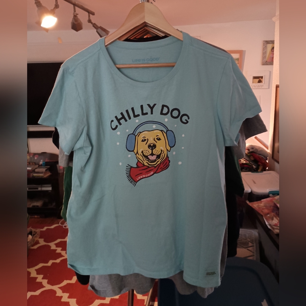 Life is good ladies T-shirt size L chilly dog Peru cotton